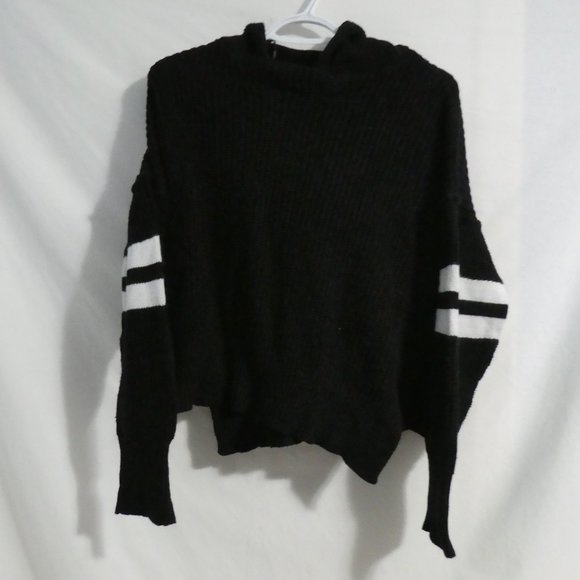RETROD, medium, hooded striped black and white knit sweater - Picture 2 of 16